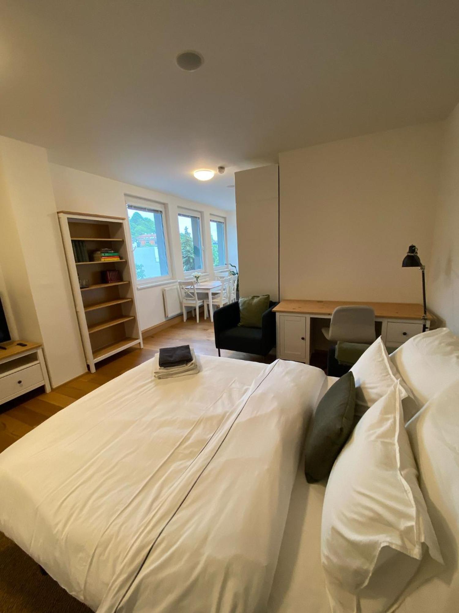 Vila Vinice Praga Esterno foto
